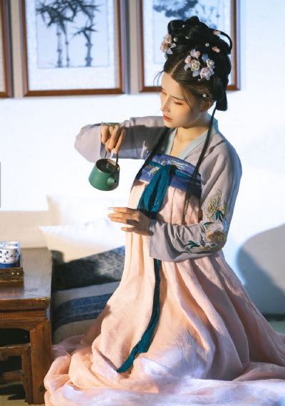 夜生活之霞姐传奇_超清完整在线观看
